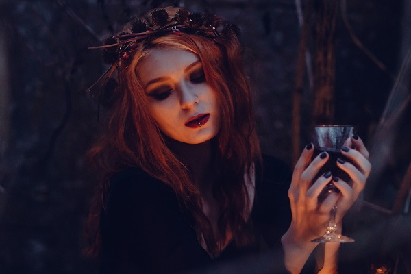 best-halloween-makeup-featured-image