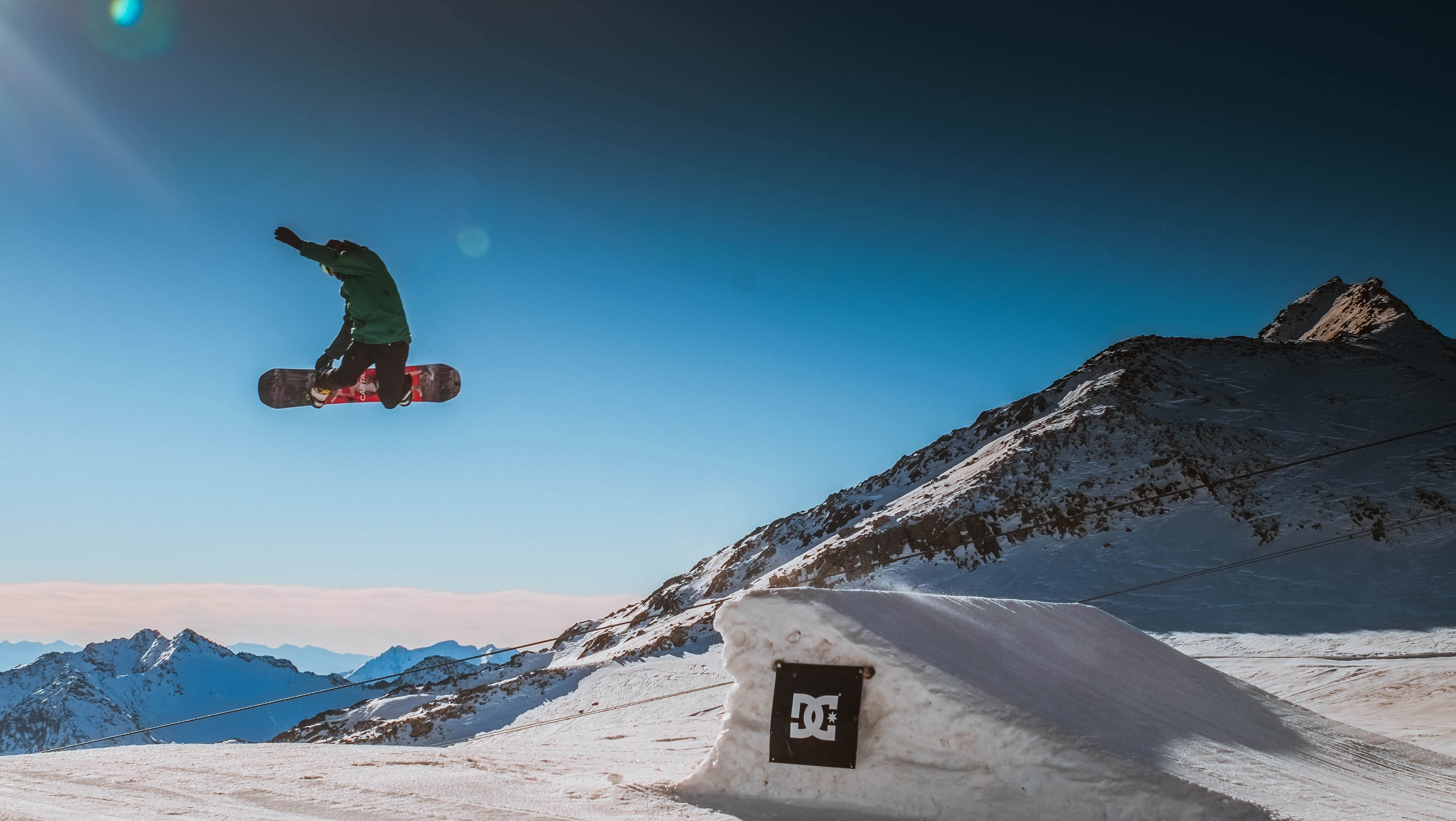 man snowboarding