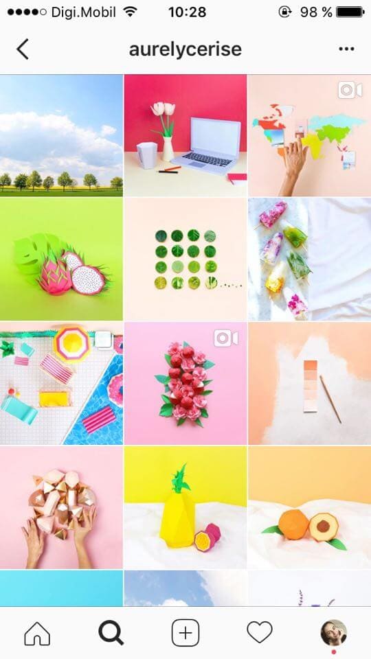 1. Color Block Instagram Feed Theme