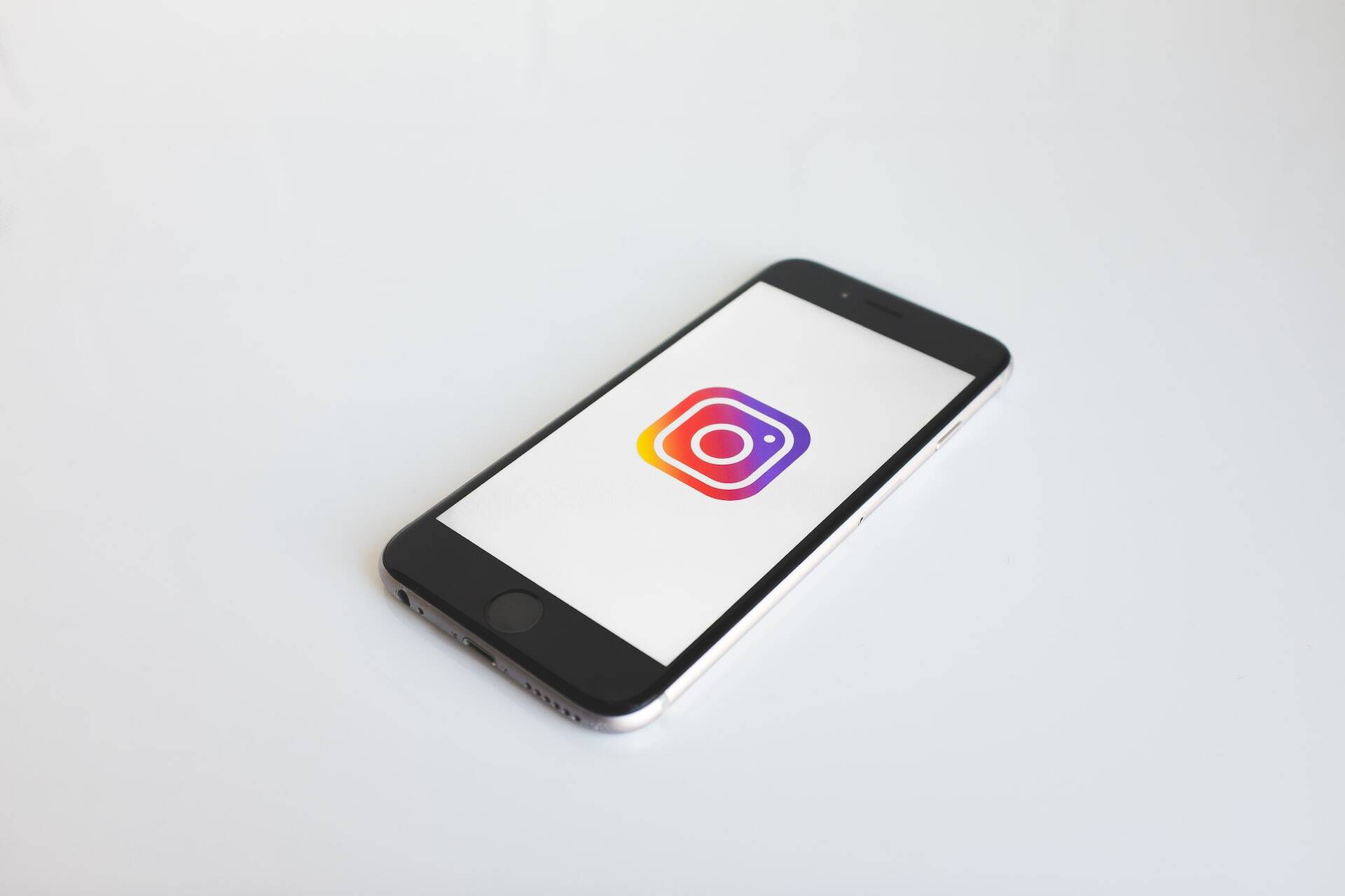 Two exciting new updates from Instagram HQ